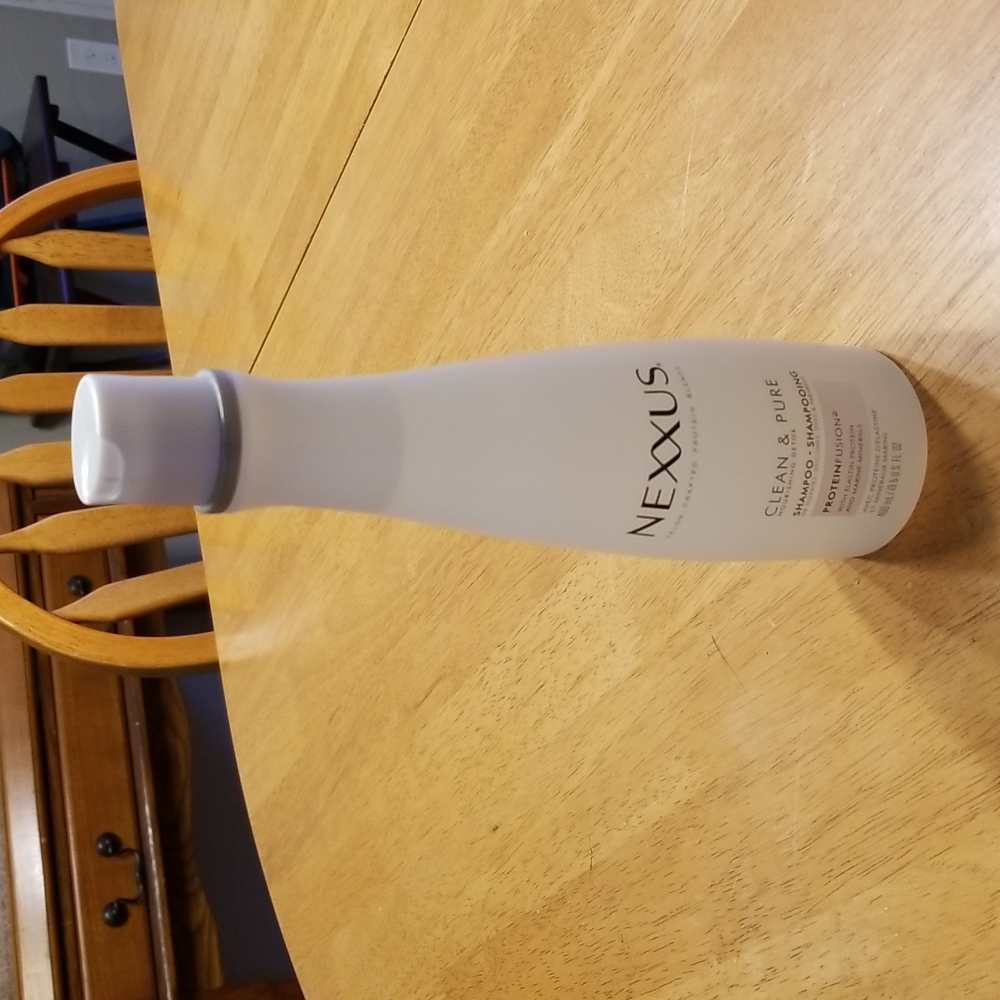 NEXXUS CLEAN & PURE SHAMPOO, 13.5oz